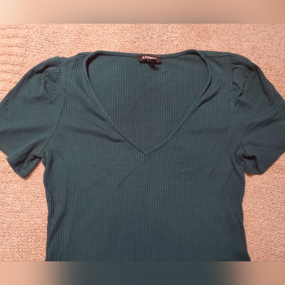 Set Of 3 Tops Express Red/Orange, Black & Green Ribbed V-Neck, Puff Sleeves Med - Picture 10 of 11